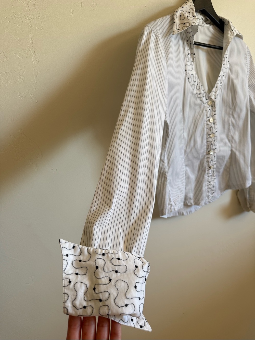 Rayure Paris White Pinstripe Embroidered Button Front Blouse - Picture 4 of 14